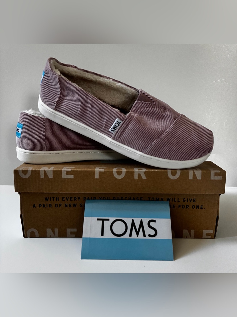 NEW TOMS Classic Shoes Faded Rose Pink Youth 4.5~TOMS Pink Shearling Slip-Ons